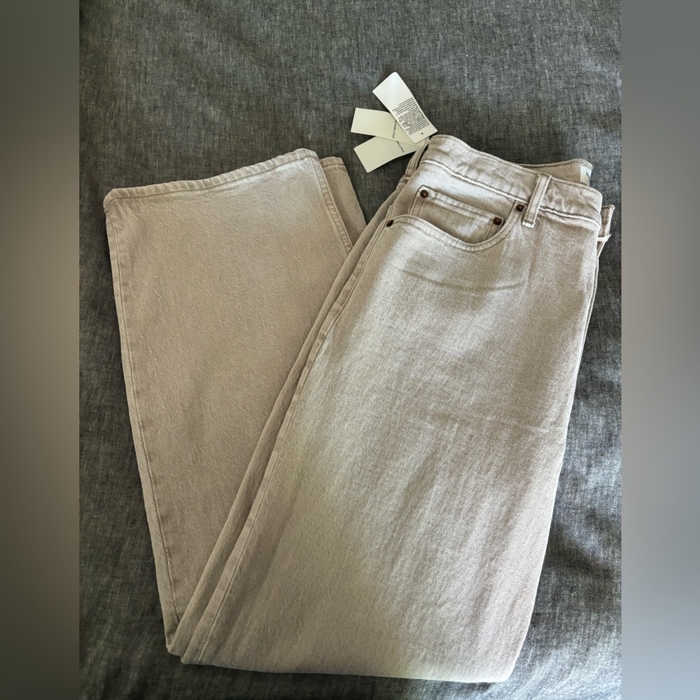 Abercrombie & Fitch High Rise Women Jeans in Light Tan